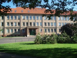 budova červenec 2010 007